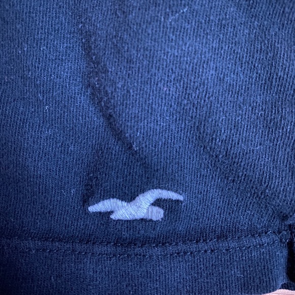 black tee - Picture 4 of 4